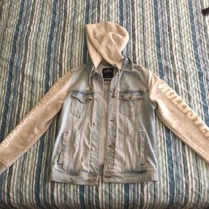 Men’s distressed Hollister Denim Jacket/Hoodie